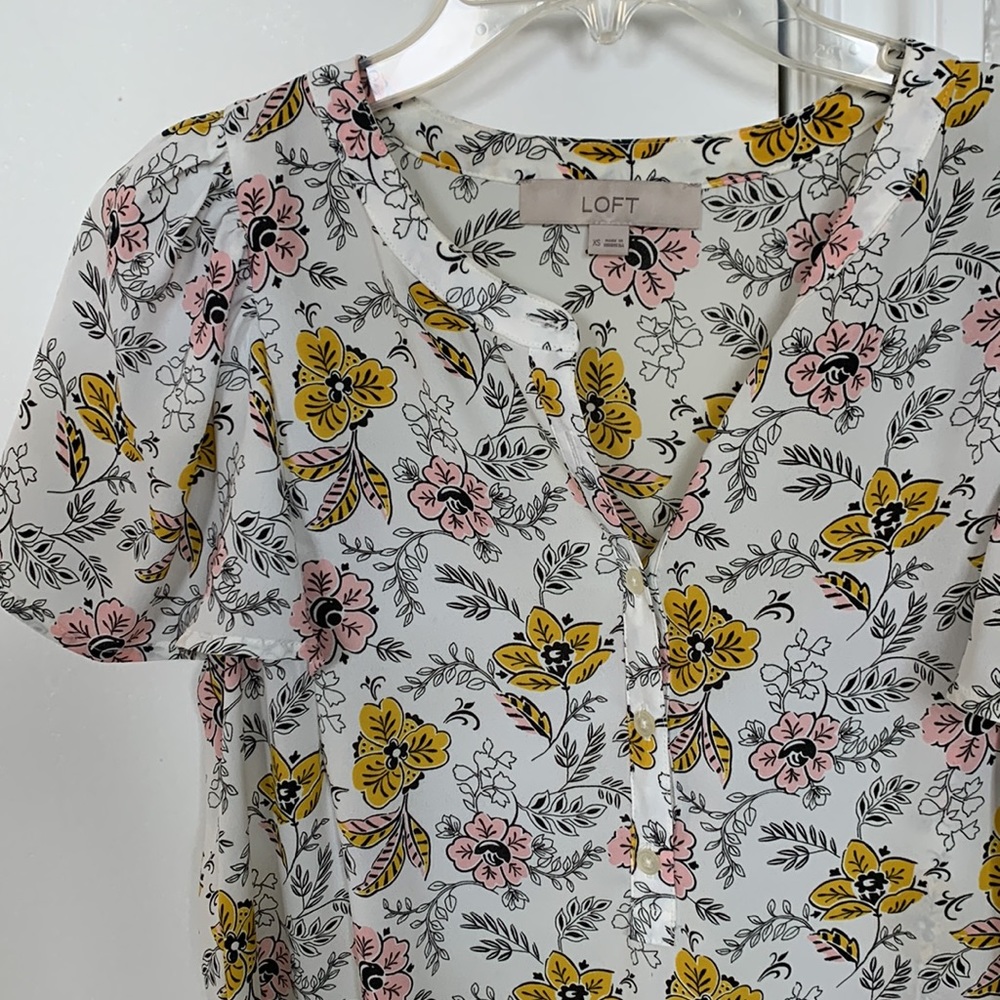 LOFT XS Floral Flutter Shell